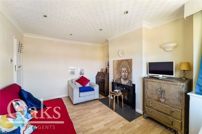 16, Byards Croft, London photo 2