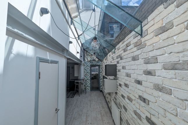 36a Shenley Road, London photo 3