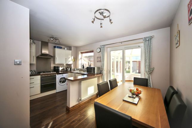 8 Abbey Court, Wigan photo 3