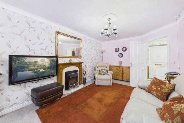 28, Fitzwilliam Court Bartin Close, Sheffield photo 2