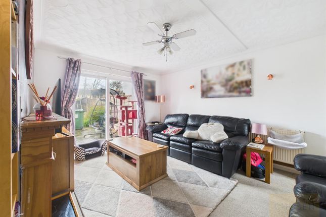 81, Redwell Road, Gloucester photo 3