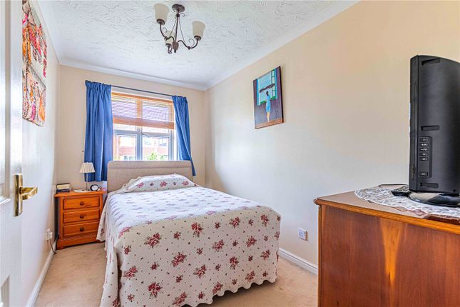 End terrace house for sale in High Road, Leavesden, Watford, Hertfordshire