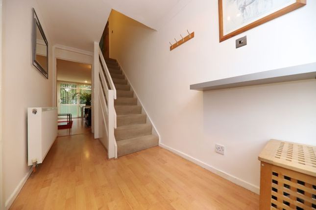 Flat for sale in Goral Mead, Rickmansworth