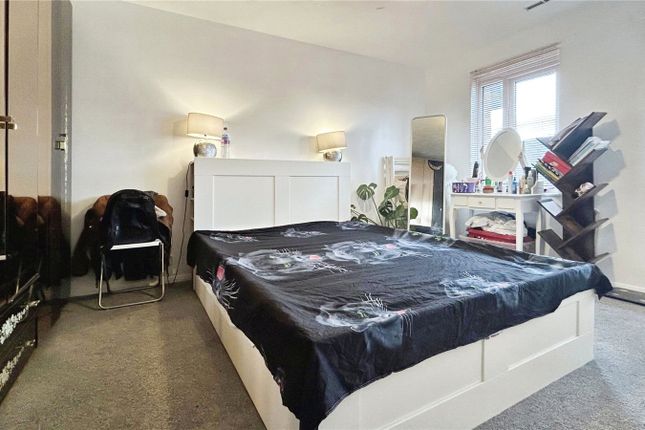End terrace house to rent in Carronade Place, London