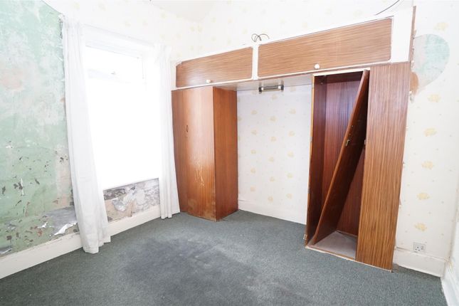 15, Lister Ville, Bradford photo 5