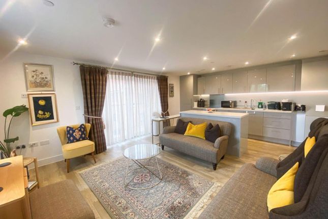 21, Railway Close, Sawston, Cambridge photo 4