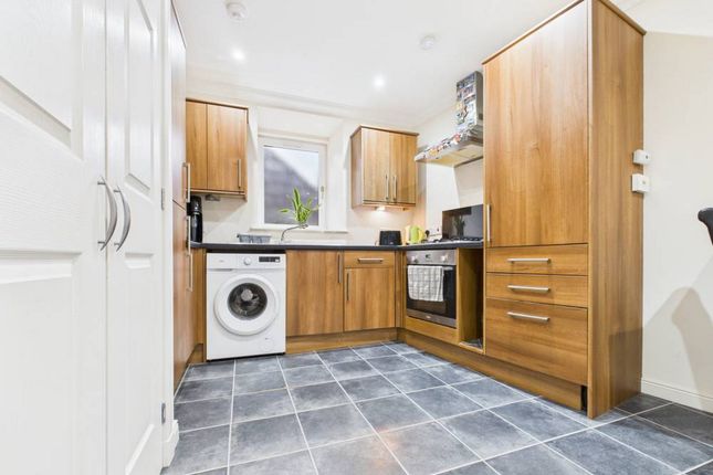 25b, High Street, Turriff photo 2