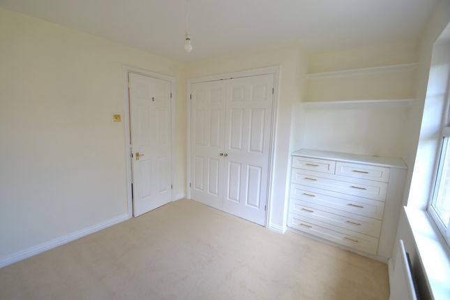 Town house for sale in Colenso Drive, London