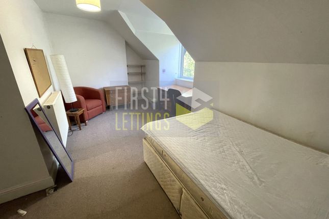 Victoria Park Road, Leicester photo 5