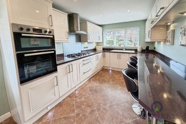 26, Oakfield Grove, Stoke-on-Trent photo 3