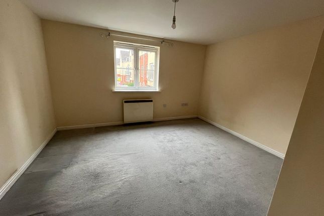 16, Serif Close, Nottingham photo 5