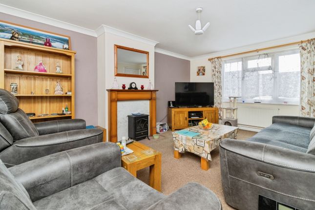 7 Crofts Estate, Sandford, Crediton photo 3