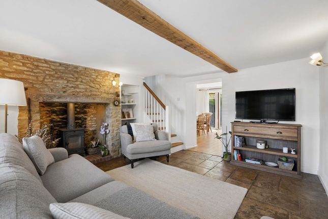 36 Lower End, Witney photo 2