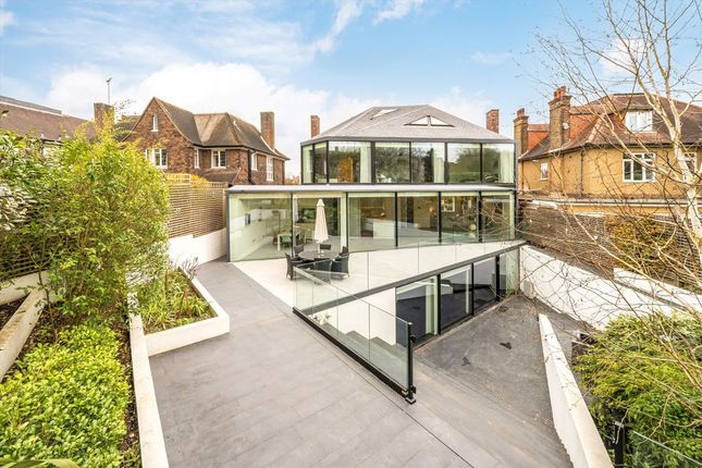 Thumbnail Property for sale in Chartfield Avenue, Putney