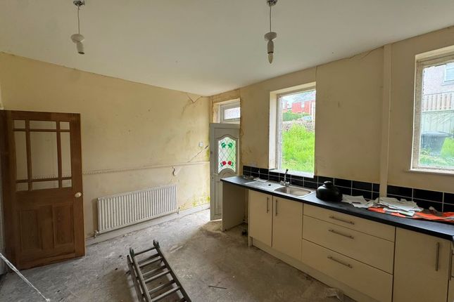 36 Victoria Road Stocksbridge, Sheffield photo 3