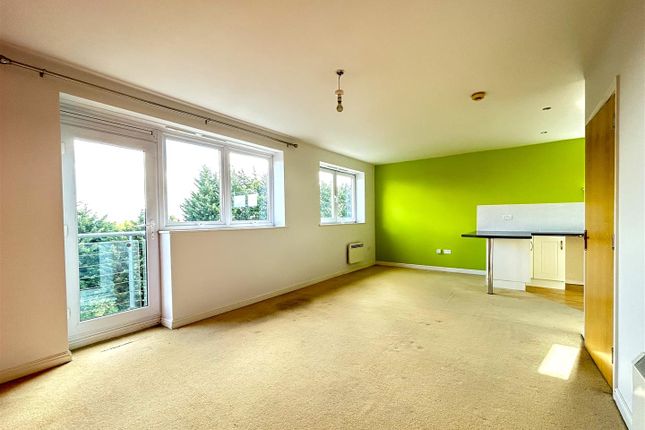 Flat 31 Halcyon, The Waterfront, Selby photo 2