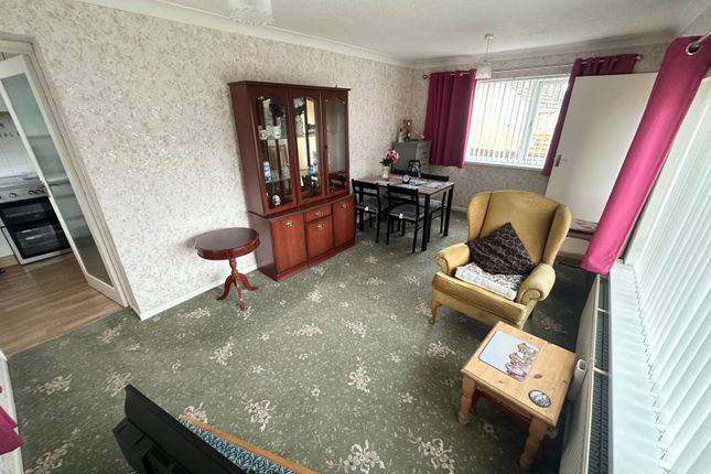 43, Borough Park Road, Paignton photo 4