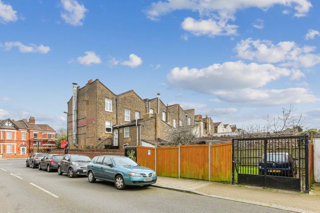 Property for sale in Brockley Rise, London
