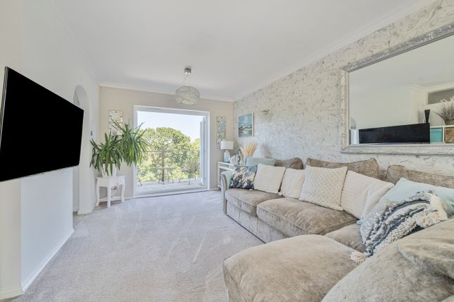128, Duchy Drive, Paignton photo 2