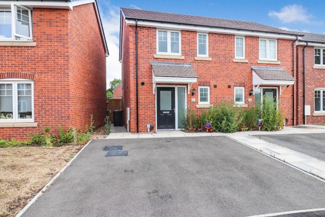 Detached house for sale in Dunlow Close, Nuneaton