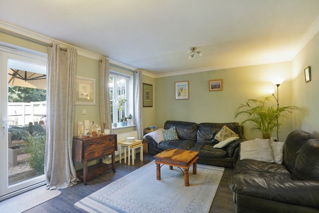 19, Shearwater Drive, Rugby photo 3