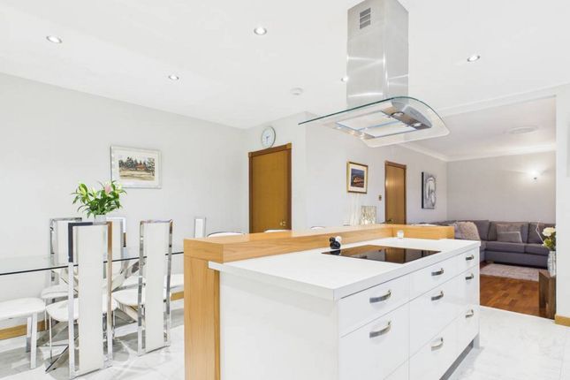 5, Bayview Road, Gardenstown photo 2