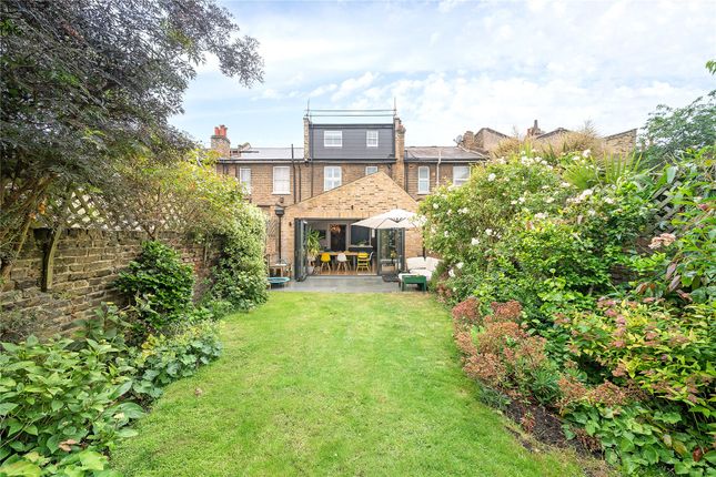 26, Kings Grove, London photo 4