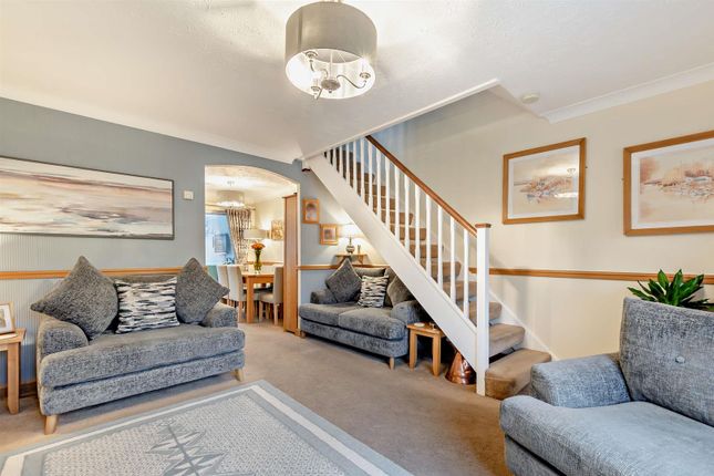 19, Ellenswood Close, Downswood photo 3