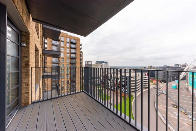 38, Flat 77, South Way, Wembley photo 4