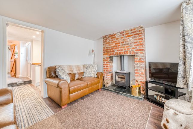 127 Beach Road, Great Yarmouth photo 3
