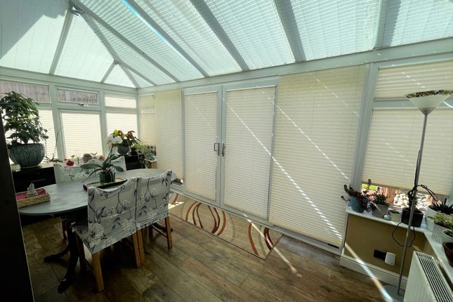 3, Shelley Close, Yeovil photo 5