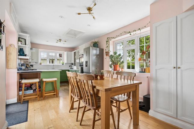 88, Farm Road, Maidenhead photo 4