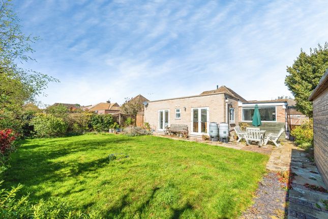 5, Colton Road, Swindon photo 3