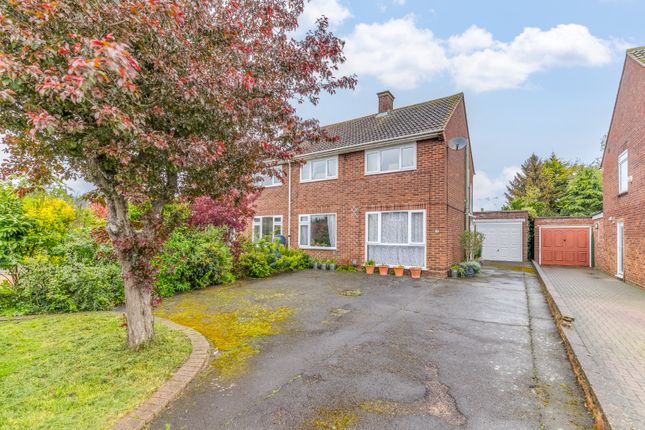 Thumbnail Semi-detached house for sale in Wellingham Avenue, Hitchin