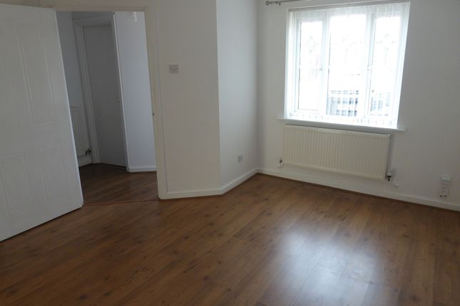17, Bryn Gorsedd, Litchard photo 3