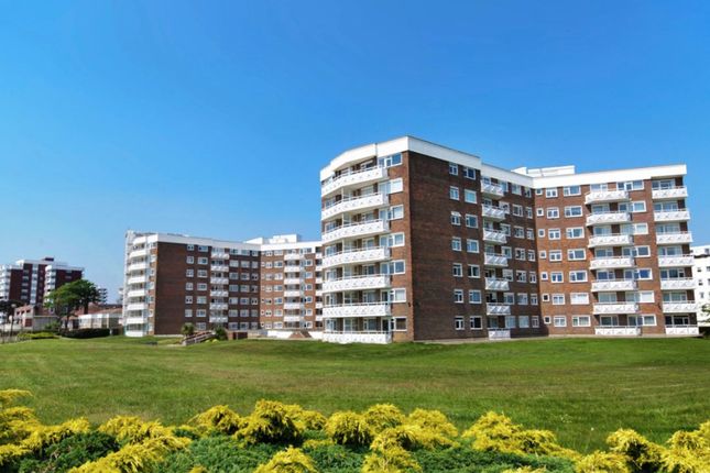 Flat D2, Elizabeth Court Grove Road, Bournemouth photo 4
