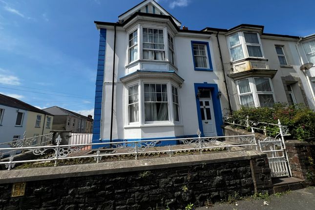 Thumbnail Property for sale in Waterloo Terrace, Carmarthen, Carmarthenshire