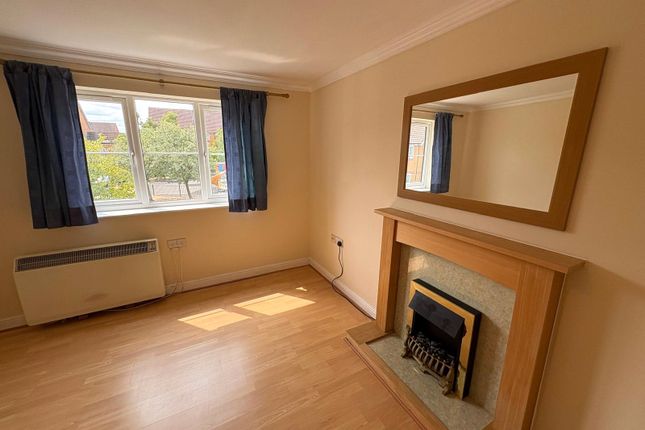 71, Aspen Grove, Hampshire photo 3