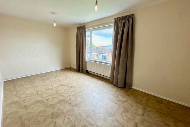 Flat to rent in Beacon View Road, West Bromwich