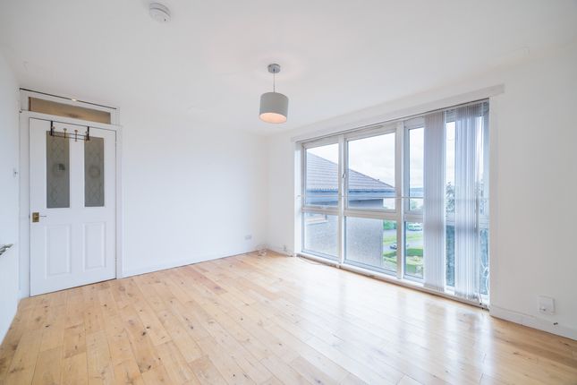 28l, Greendykes Road, Dundee photo 3
