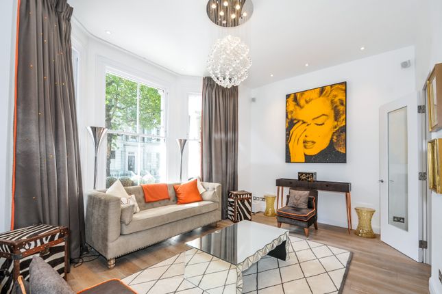 Thumbnail Flat to rent in Marloes Road, Kensington
