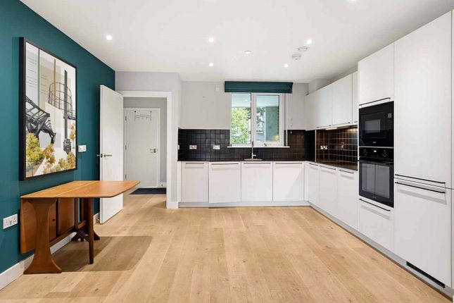 81, Cotton Street, London photo 4