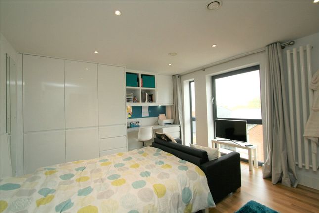 Flat for sale in Mallory House, 91 East Road, Cambridge