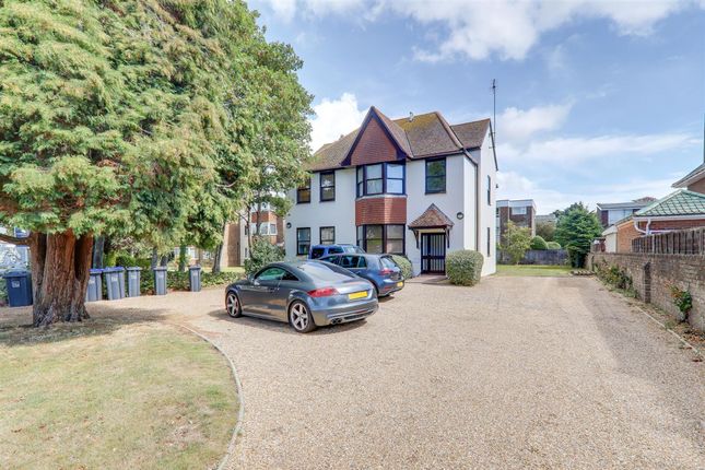 1-bed flat on Flat 4, 24 West Avenue, Worthing, £190,000