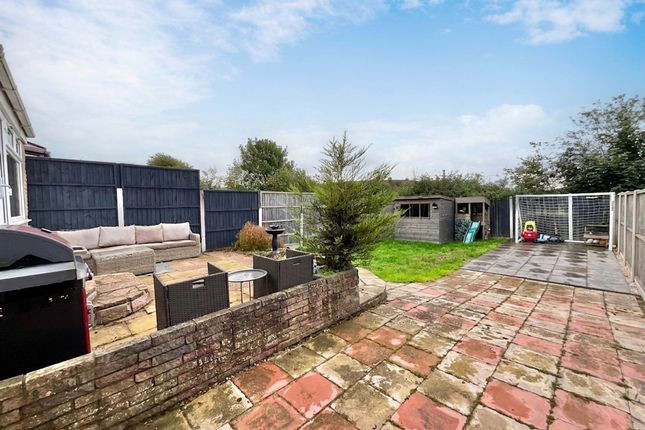 40 Tenford Lane, Stoke-On-Trent photo 4