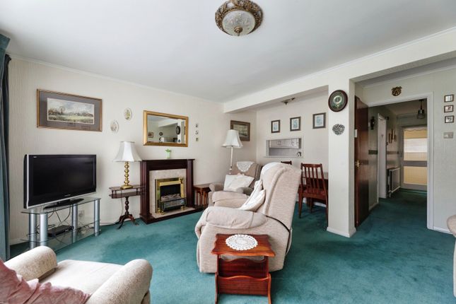 Thumbnail Terraced house for sale in Nevill Way, Loughton