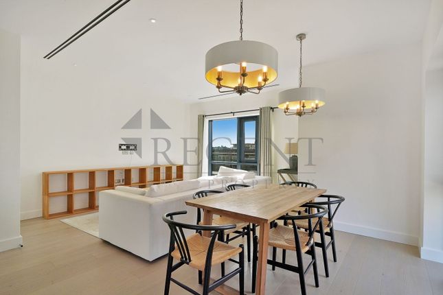 13, Flat 132, Beaufort Square, London photo 2