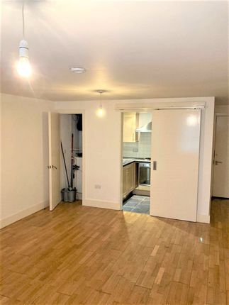 Flat to rent in Henry Street, Liverpool, Merseyside