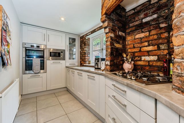 Cherry Tree Cottage,, Oak Road, Macclesfield photo 4