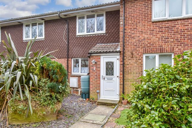 2-bed terraced on 22, Lanes End, Totland Bay, £235,000